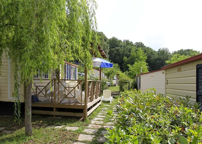 Kamp alanı Il Boschetto Di Piemma 3*