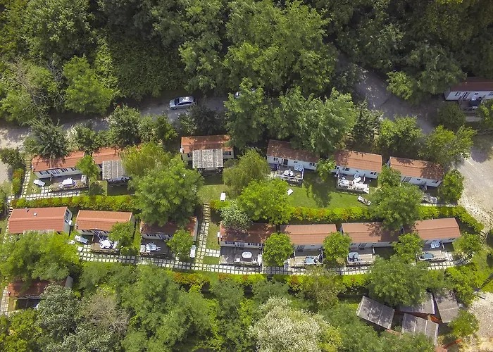 Il Boschetto Di Piemma Kamp alanı